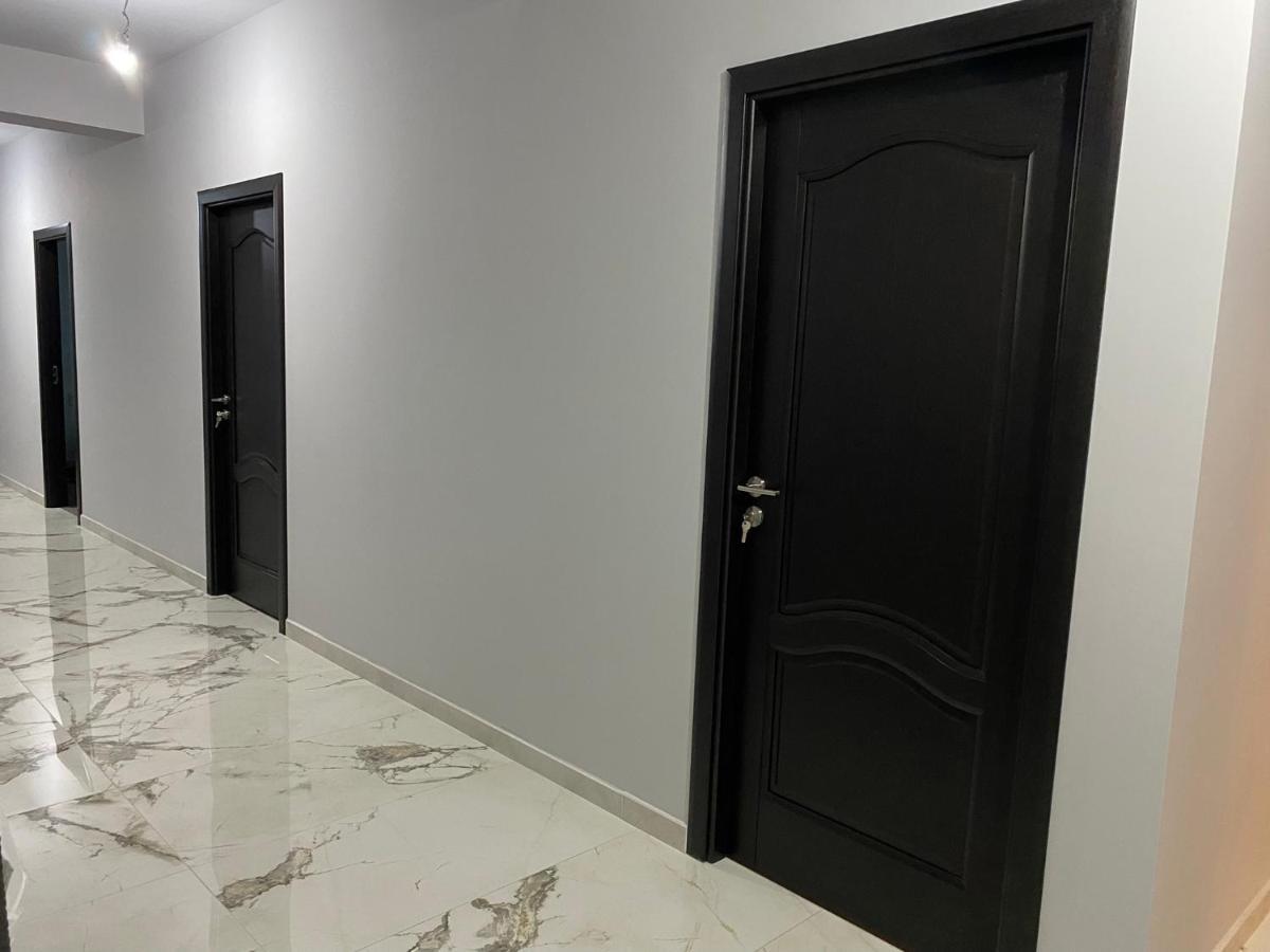 Modern House Hotel Sighetu Marmaţiei Екстериор снимка