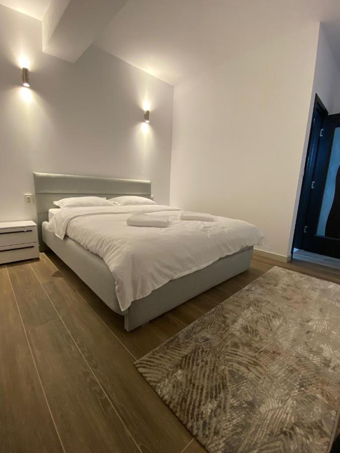 Modern House Hotel Sighetu Marmaţiei Екстериор снимка