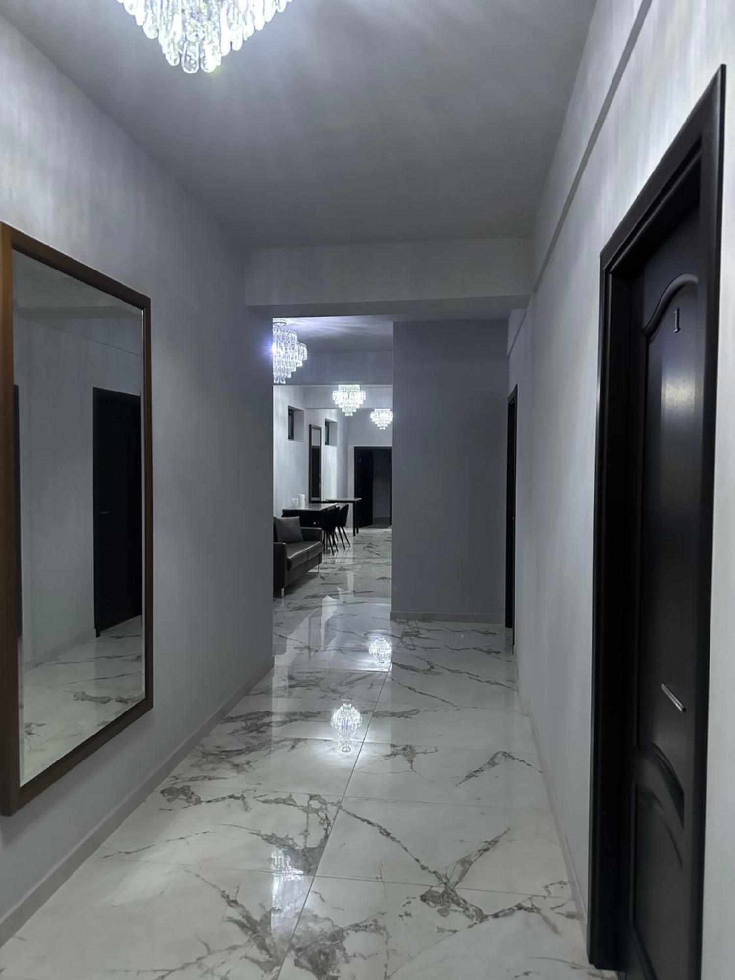 Modern House Hotel Sighetu Marmaţiei Екстериор снимка